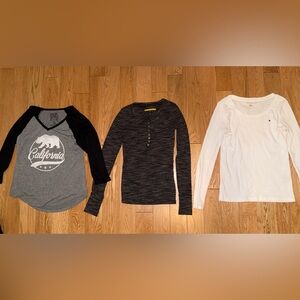 bundle of 3 long sleeve tops